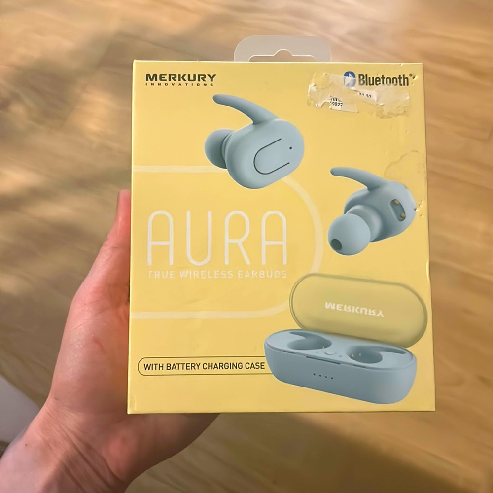 New in box Bluetooth headphones